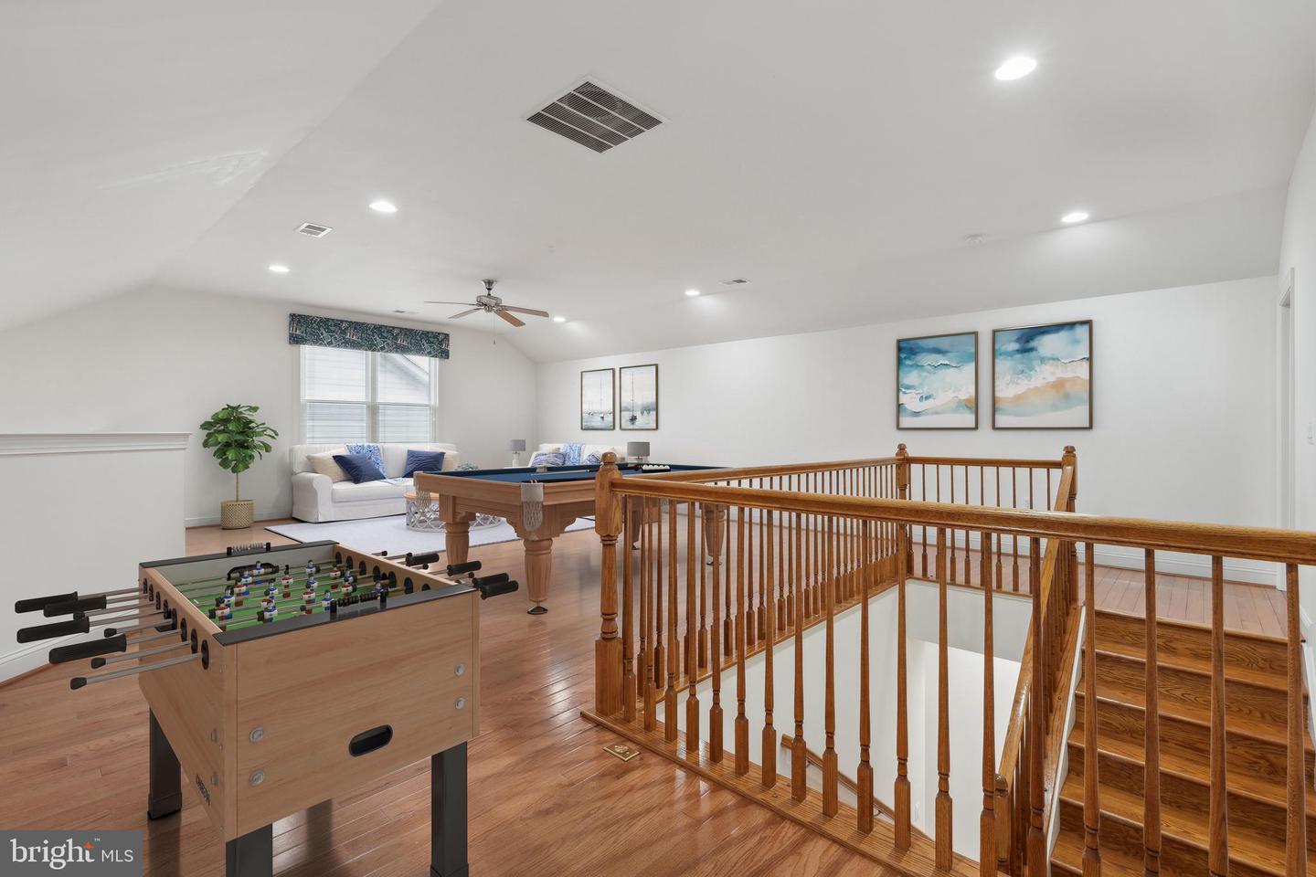 121 TURNSTONE LN, LAKE FREDERICK, Virginia 22630, 3 Bedrooms Bedrooms, ,4 BathroomsBathrooms,Residential,For sale,121 TURNSTONE LN,VAFV2024182 MLS # VAFV2024182