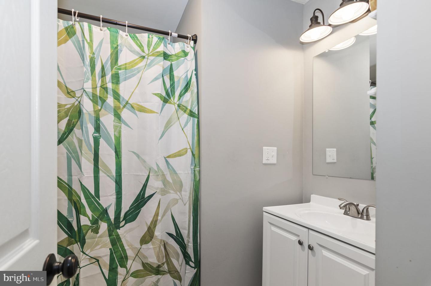 11007 MEADOWLARK LN, SPOTSYLVANIA, Virginia 22553, 3 Bedrooms Bedrooms, ,2 BathroomsBathrooms,Residential,For sale,11007 MEADOWLARK LN,VASP2030628 MLS # VASP2030628