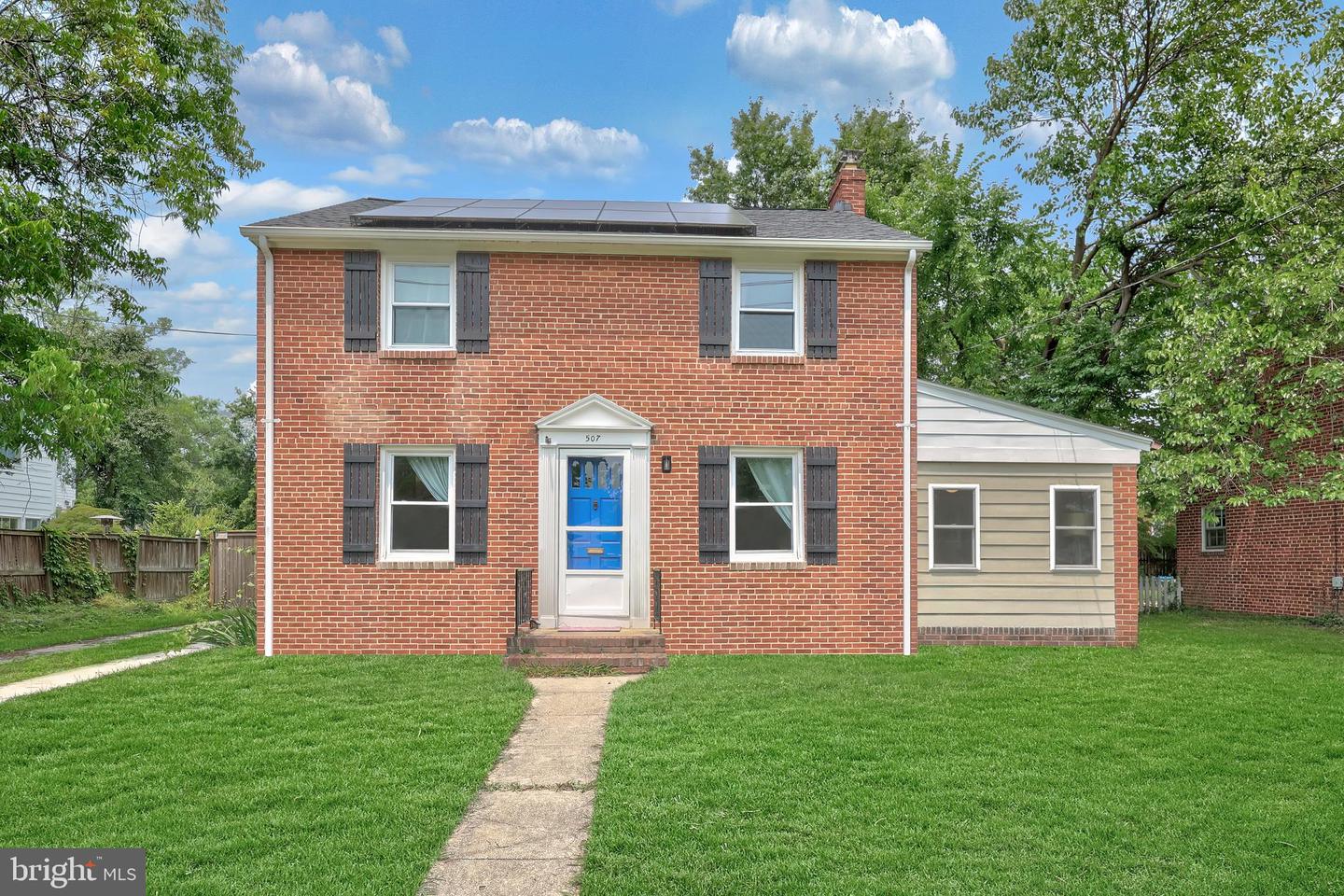 507 JANNEYS LN, ALEXANDRIA, Virginia 22302, 4 Bedrooms Bedrooms, ,2 BathroomsBathrooms,Residential,For sale,507 JANNEYS LN,VAAX2041876 MLS # VAAX2041876