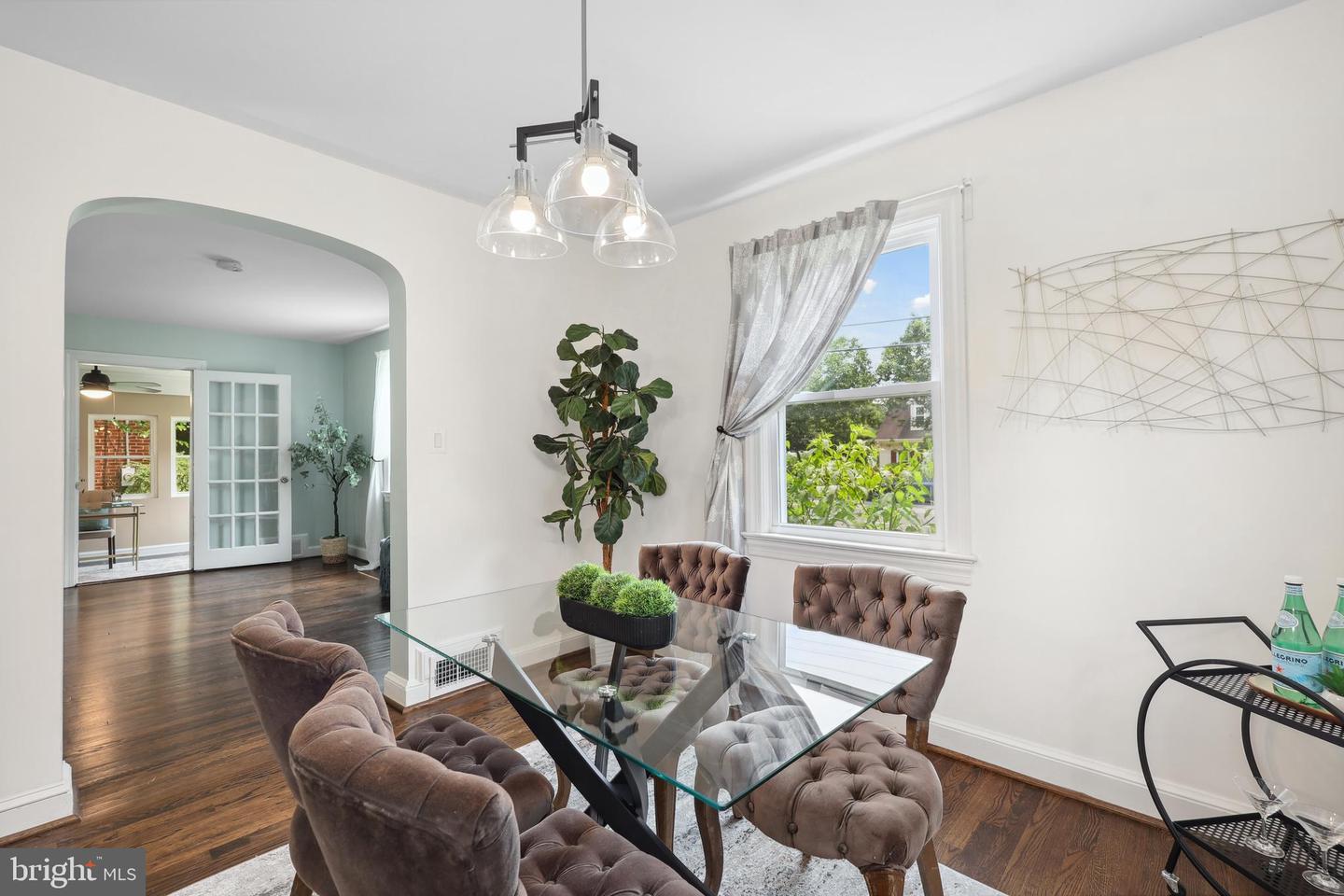 507 JANNEYS LN, ALEXANDRIA, Virginia 22302, 4 Bedrooms Bedrooms, ,2 BathroomsBathrooms,Residential,For sale,507 JANNEYS LN,VAAX2041876 MLS # VAAX2041876
