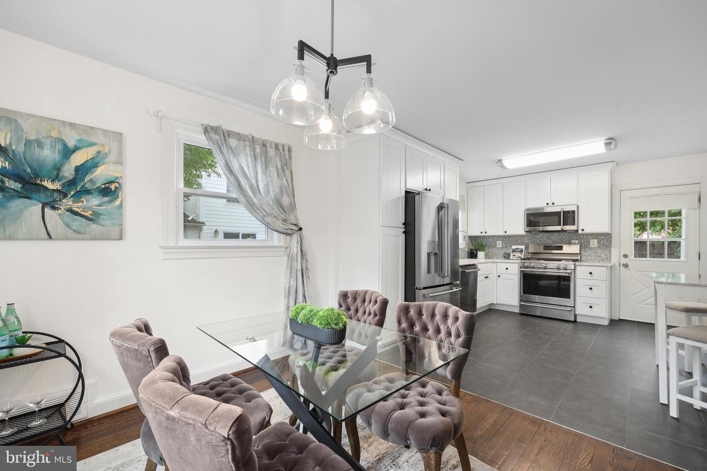 507 JANNEYS LN, ALEXANDRIA, Virginia 22302, 4 Bedrooms Bedrooms, ,2 BathroomsBathrooms,Residential,For sale,507 JANNEYS LN,VAAX2041876 MLS # VAAX2041876