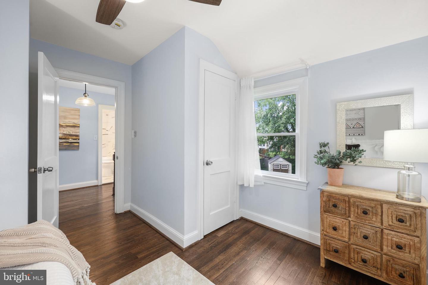 507 JANNEYS LN, ALEXANDRIA, Virginia 22302, 4 Bedrooms Bedrooms, ,2 BathroomsBathrooms,Residential,For sale,507 JANNEYS LN,VAAX2041876 MLS # VAAX2041876