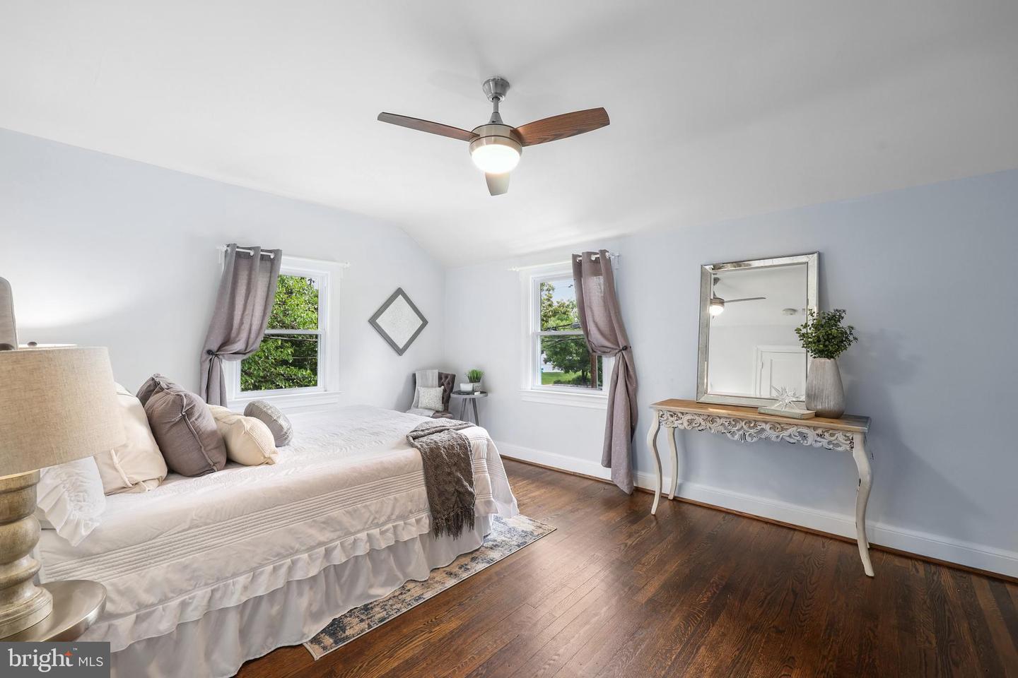 507 JANNEYS LN, ALEXANDRIA, Virginia 22302, 4 Bedrooms Bedrooms, ,2 BathroomsBathrooms,Residential,For sale,507 JANNEYS LN,VAAX2041876 MLS # VAAX2041876