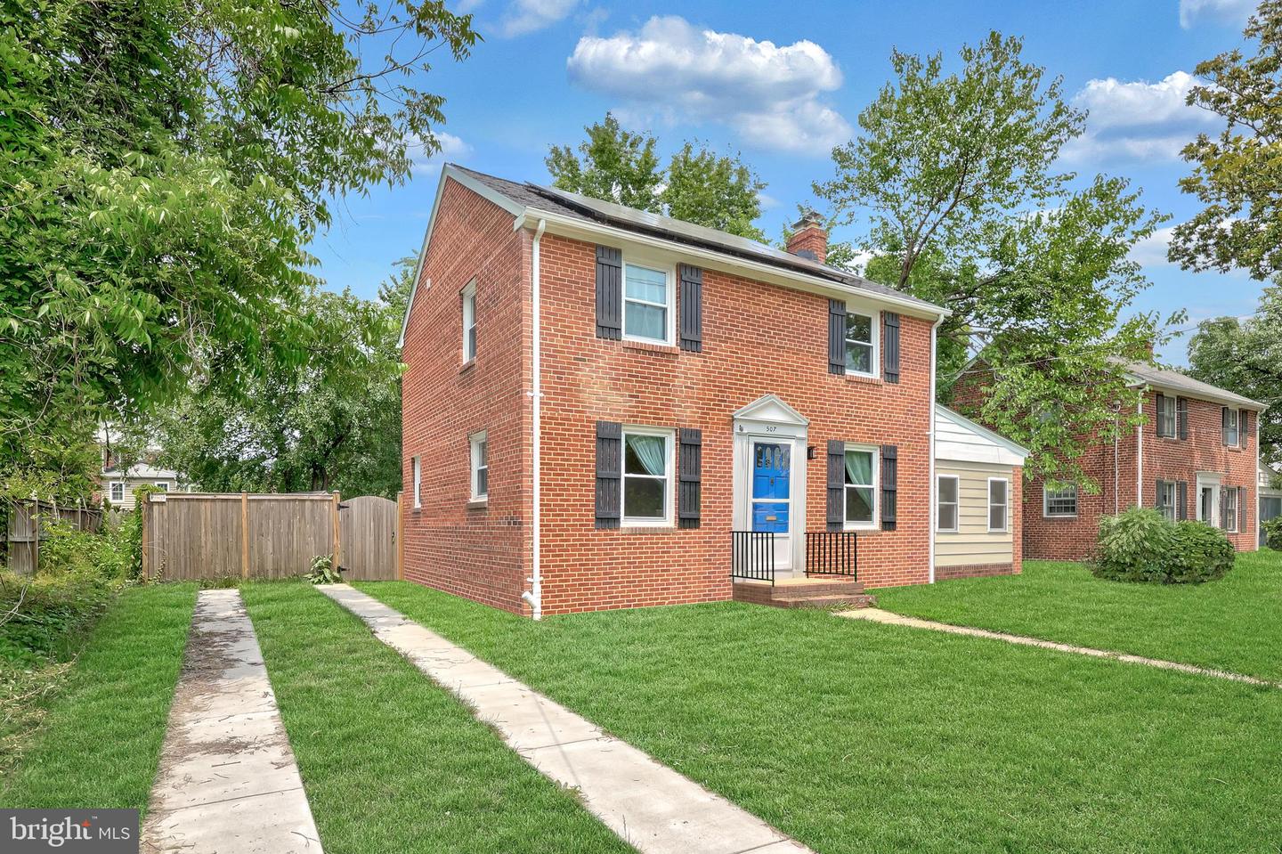 507 JANNEYS LN, ALEXANDRIA, Virginia 22302, 4 Bedrooms Bedrooms, ,2 BathroomsBathrooms,Residential,For sale,507 JANNEYS LN,VAAX2041876 MLS # VAAX2041876