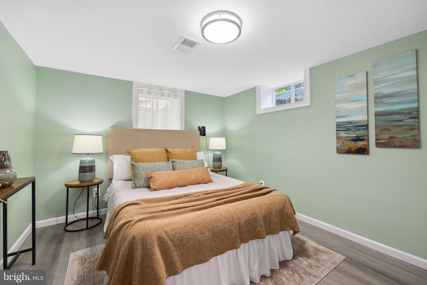 507 JANNEYS LN, ALEXANDRIA, Virginia 22302, 4 Bedrooms Bedrooms, ,2 BathroomsBathrooms,Residential,For sale,507 JANNEYS LN,VAAX2041876 MLS # VAAX2041876