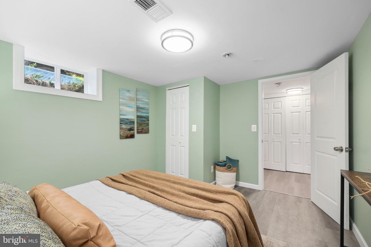 507 JANNEYS LN, ALEXANDRIA, Virginia 22302, 4 Bedrooms Bedrooms, ,2 BathroomsBathrooms,Residential,For sale,507 JANNEYS LN,VAAX2041876 MLS # VAAX2041876