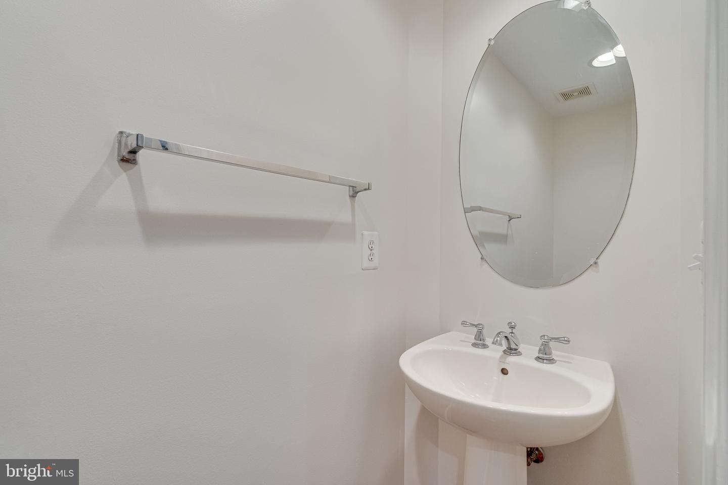 16309 SANDY RIDGE CT, WOODBRIDGE, Virginia 22191, 5 Bedrooms Bedrooms, ,4 BathroomsBathrooms,Residential,For sale,16309 SANDY RIDGE CT,VAPW2088324 MLS # VAPW2088324