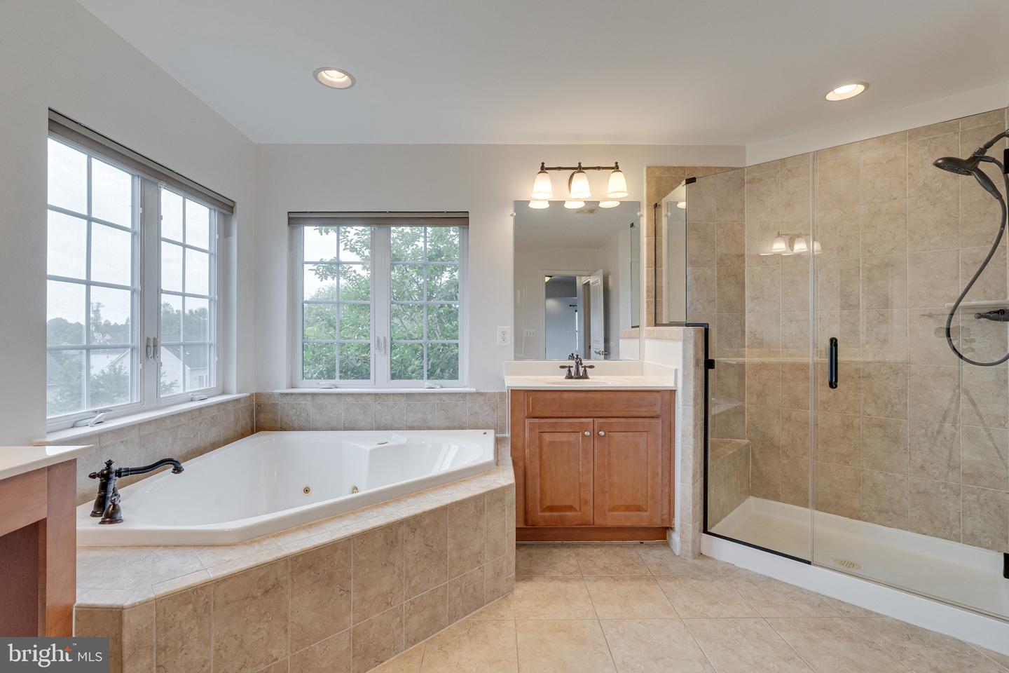 16309 SANDY RIDGE CT, WOODBRIDGE, Virginia 22191, 5 Bedrooms Bedrooms, ,4 BathroomsBathrooms,Residential,For sale,16309 SANDY RIDGE CT,VAPW2088324 MLS # VAPW2088324