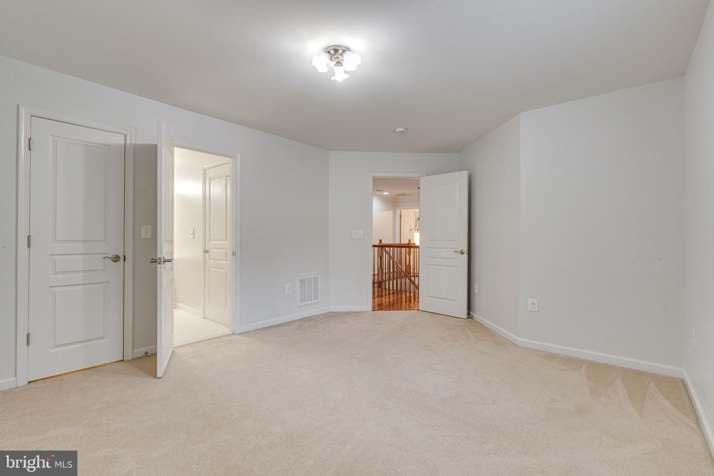 16309 SANDY RIDGE CT, WOODBRIDGE, Virginia 22191, 5 Bedrooms Bedrooms, ,4 BathroomsBathrooms,Residential,For sale,16309 SANDY RIDGE CT,VAPW2088324 MLS # VAPW2088324
