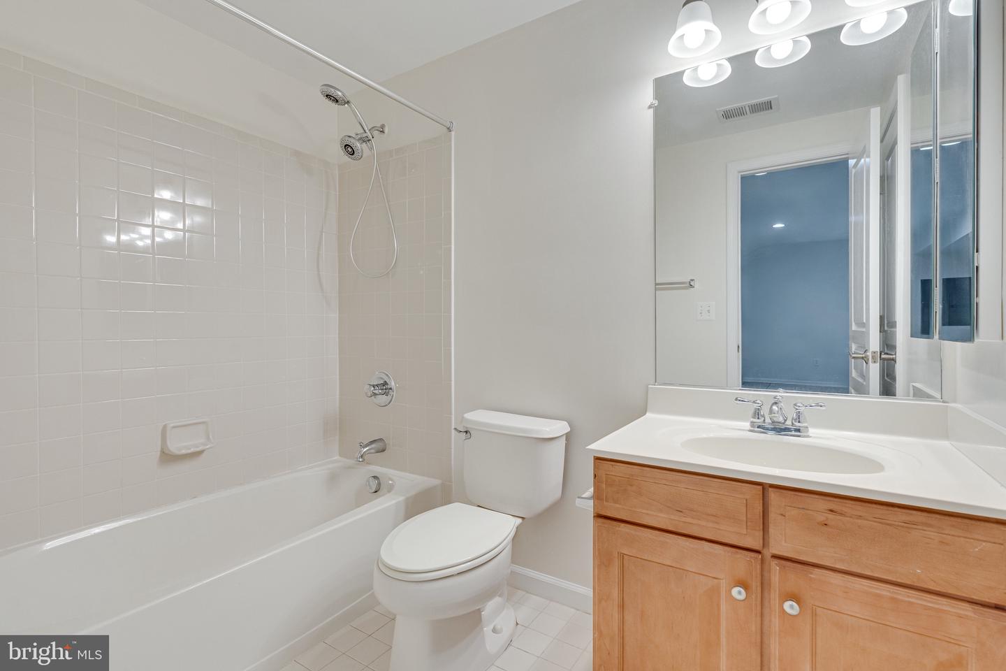 16309 SANDY RIDGE CT, WOODBRIDGE, Virginia 22191, 5 Bedrooms Bedrooms, ,4 BathroomsBathrooms,Residential,For sale,16309 SANDY RIDGE CT,VAPW2088324 MLS # VAPW2088324