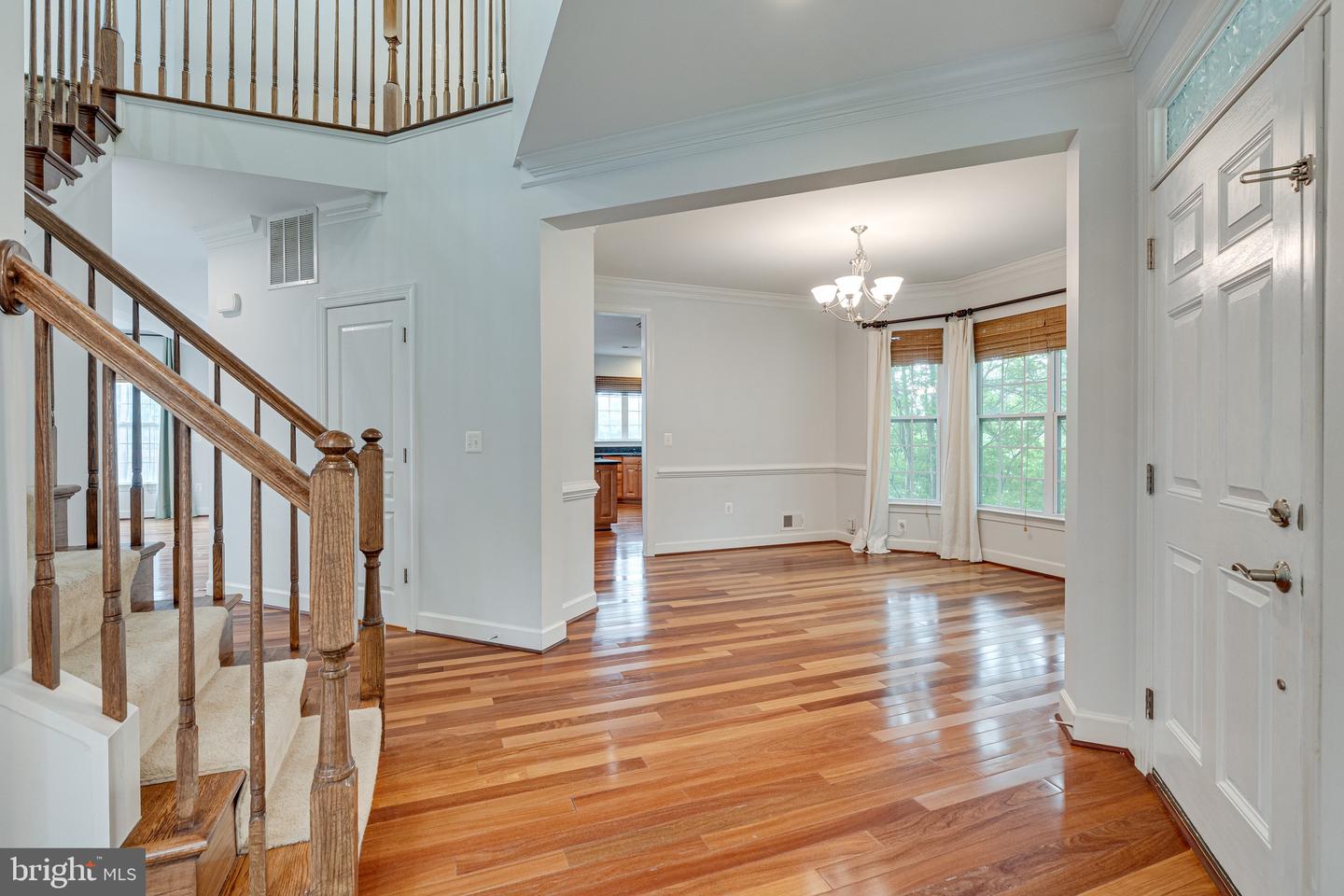 16309 SANDY RIDGE CT, WOODBRIDGE, Virginia 22191, 5 Bedrooms Bedrooms, ,4 BathroomsBathrooms,Residential,For sale,16309 SANDY RIDGE CT,VAPW2088324 MLS # VAPW2088324
