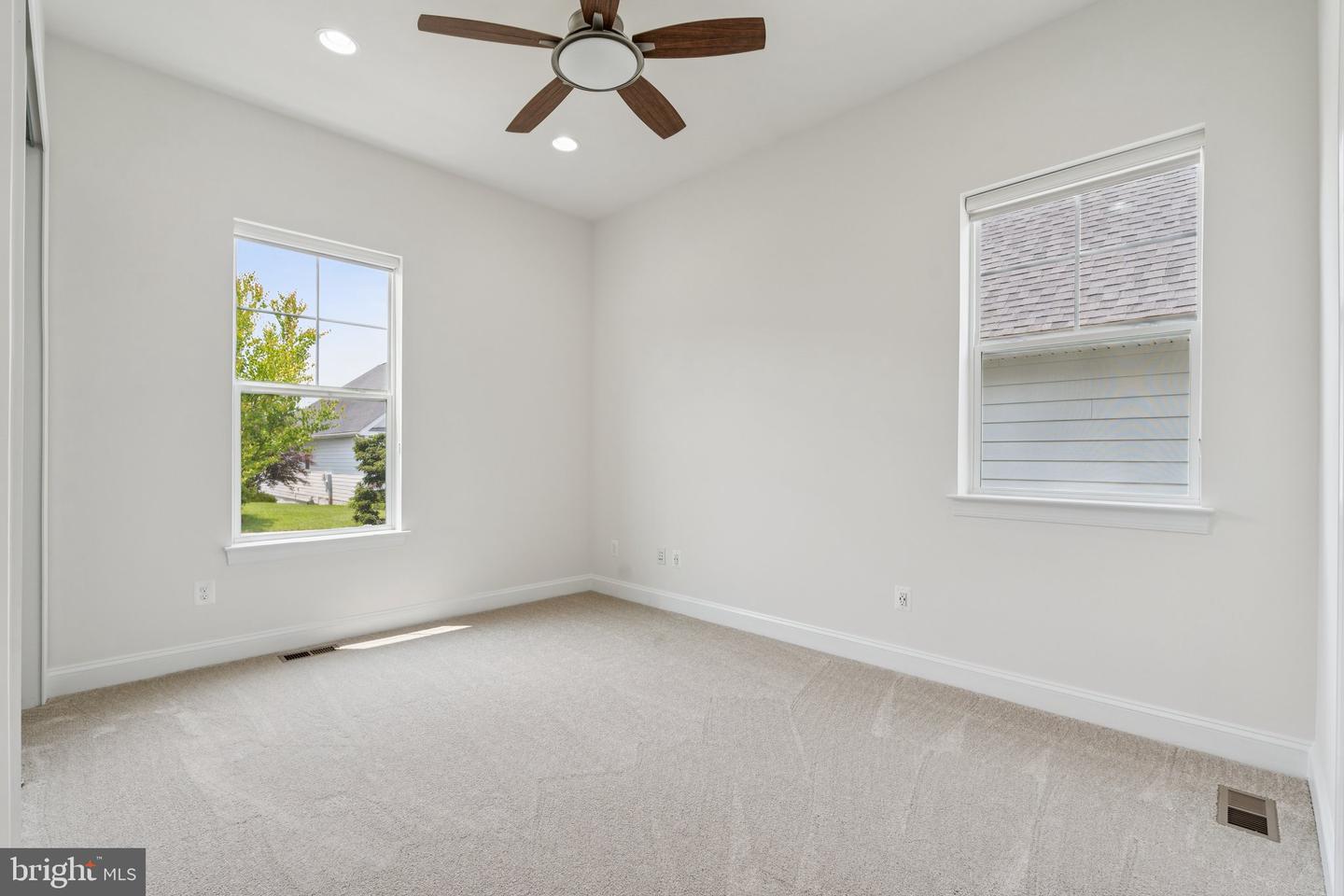114 CLOAK LN, LAKE FREDERICK, Virginia 22630, 5 Bedrooms Bedrooms, ,4 BathroomsBathrooms,Residential,For sale,114 CLOAK LN,VAFV2025106 MLS # VAFV2025106