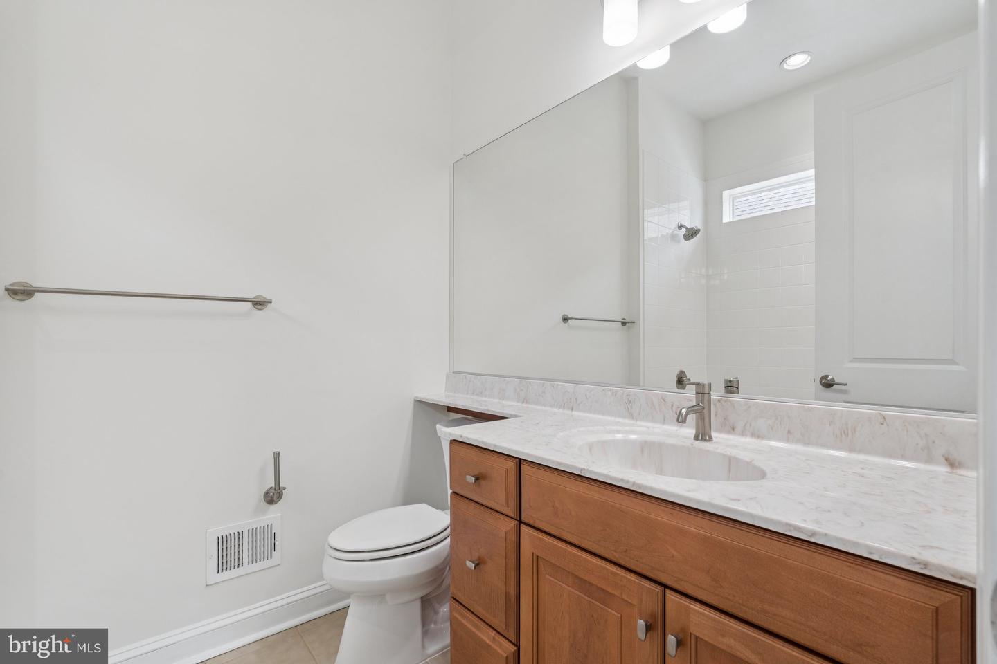 114 CLOAK LN, LAKE FREDERICK, Virginia 22630, 5 Bedrooms Bedrooms, ,4 BathroomsBathrooms,Residential,For sale,114 CLOAK LN,VAFV2025106 MLS # VAFV2025106