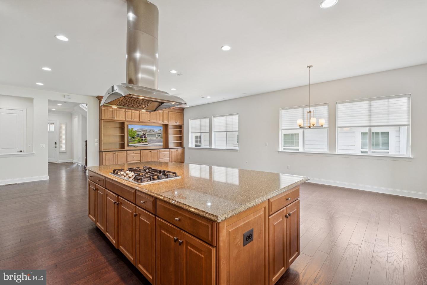 114 CLOAK LN, LAKE FREDERICK, Virginia 22630, 5 Bedrooms Bedrooms, ,4 BathroomsBathrooms,Residential,For sale,114 CLOAK LN,VAFV2025106 MLS # VAFV2025106