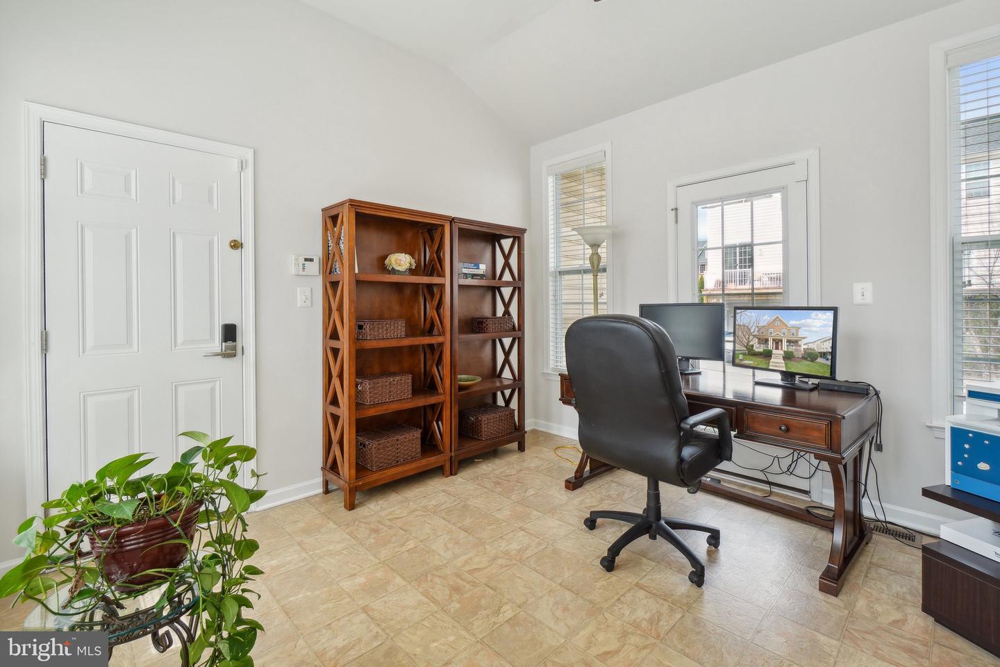 43211 SHARPIE SQ, ASHBURN, Virginia 20148, 5 Bedrooms Bedrooms, ,4 BathroomsBathrooms,Residential,For sale,43211 SHARPIE SQ,VALO2091586 MLS # VALO2091586