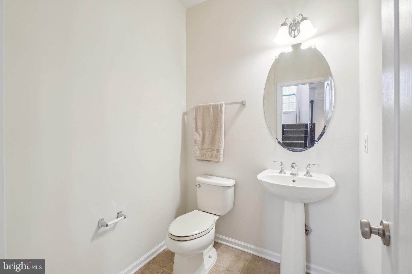 43211 SHARPIE SQ, ASHBURN, Virginia 20148, 5 Bedrooms Bedrooms, ,4 BathroomsBathrooms,Residential,For sale,43211 SHARPIE SQ,VALO2091586 MLS # VALO2091586