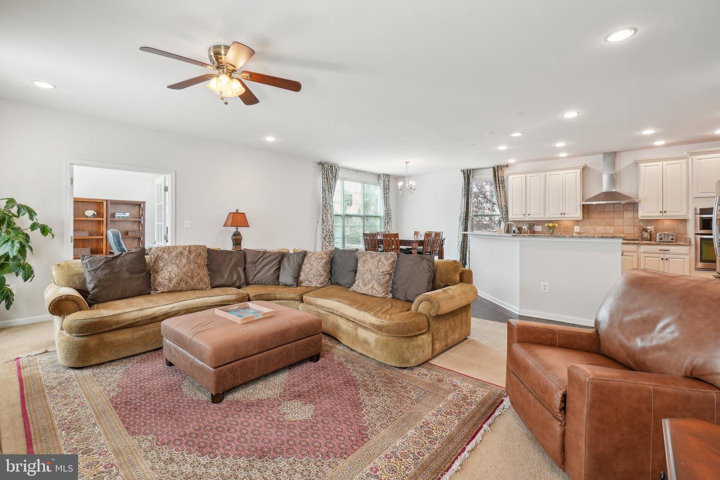 43211 SHARPIE SQ, ASHBURN, Virginia 20148, 5 Bedrooms Bedrooms, ,4 BathroomsBathrooms,Residential,For sale,43211 SHARPIE SQ,VALO2091586 MLS # VALO2091586