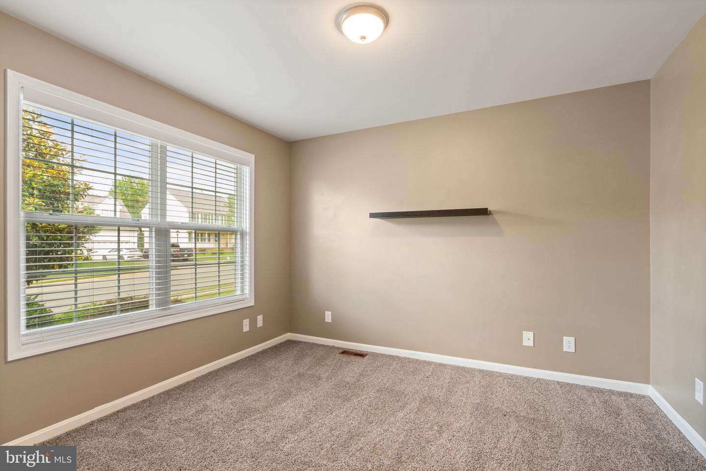 10 SASSAFRAS LN, STAFFORD, Virginia 22554, 5 Bedrooms Bedrooms, ,2 BathroomsBathrooms,Residential,For sale,10 SASSAFRAS LN,VAST2036982 MLS # VAST2036982