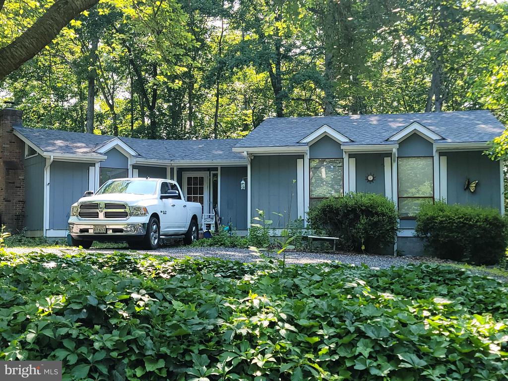 216 WAKEFIELD DR, LOCUST GROVE, Virginia 22508, 3 Bedrooms Bedrooms, ,2 BathroomsBathrooms,Residential,216 WAKEFIELD DR,VAOR2009888 MLS # VAOR2009888