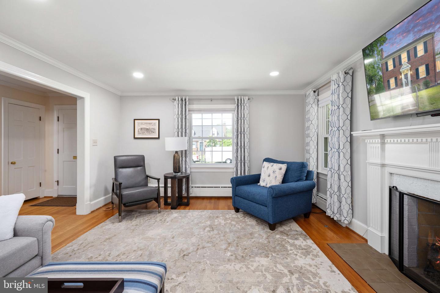 1517 AUGUSTINE AVE, FREDERICKSBURG, Virginia 22401, 4 Bedrooms Bedrooms, ,3 BathroomsBathrooms,Residential,For sale,1517 AUGUSTINE AVE,VAFB2007902 MLS # VAFB2007902