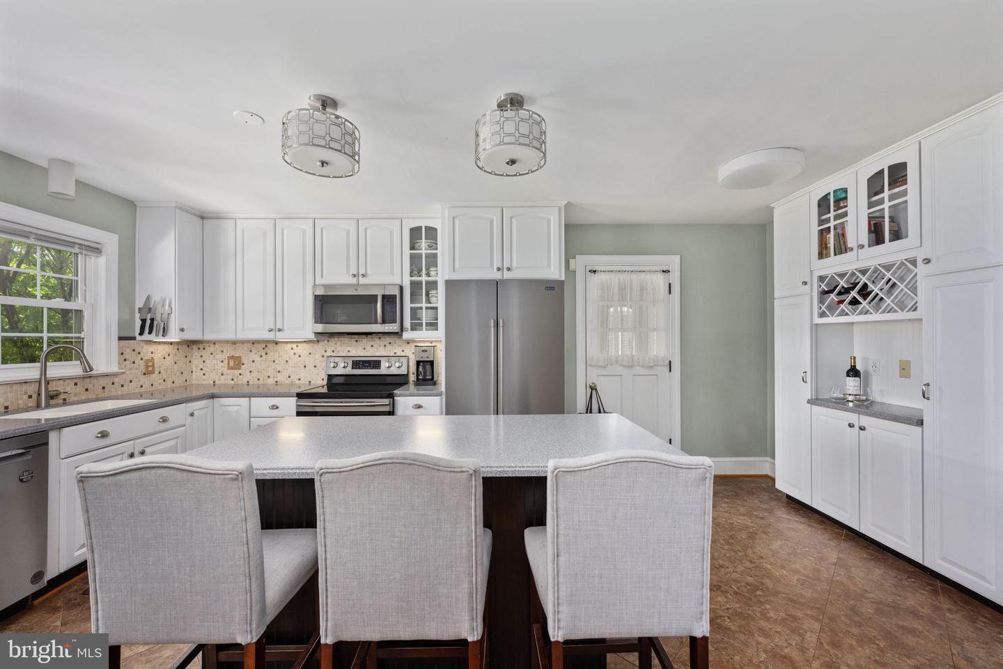 1517 AUGUSTINE AVE, FREDERICKSBURG, Virginia 22401, 4 Bedrooms Bedrooms, ,3 BathroomsBathrooms,Residential,For sale,1517 AUGUSTINE AVE,VAFB2007902 MLS # VAFB2007902