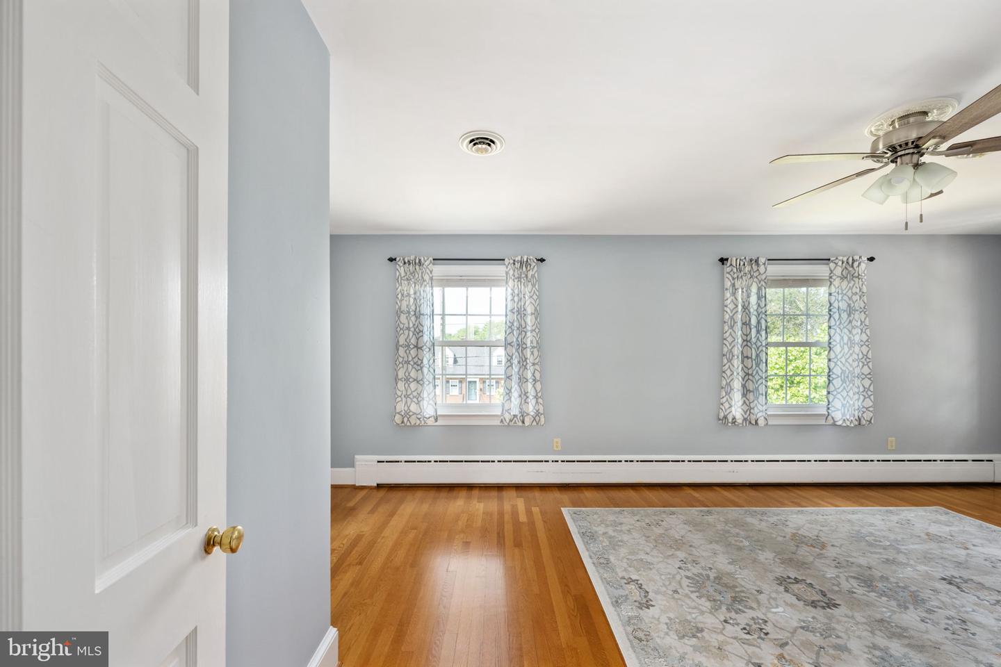 1517 AUGUSTINE AVE, FREDERICKSBURG, Virginia 22401, 4 Bedrooms Bedrooms, ,3 BathroomsBathrooms,Residential,For sale,1517 AUGUSTINE AVE,VAFB2007902 MLS # VAFB2007902
