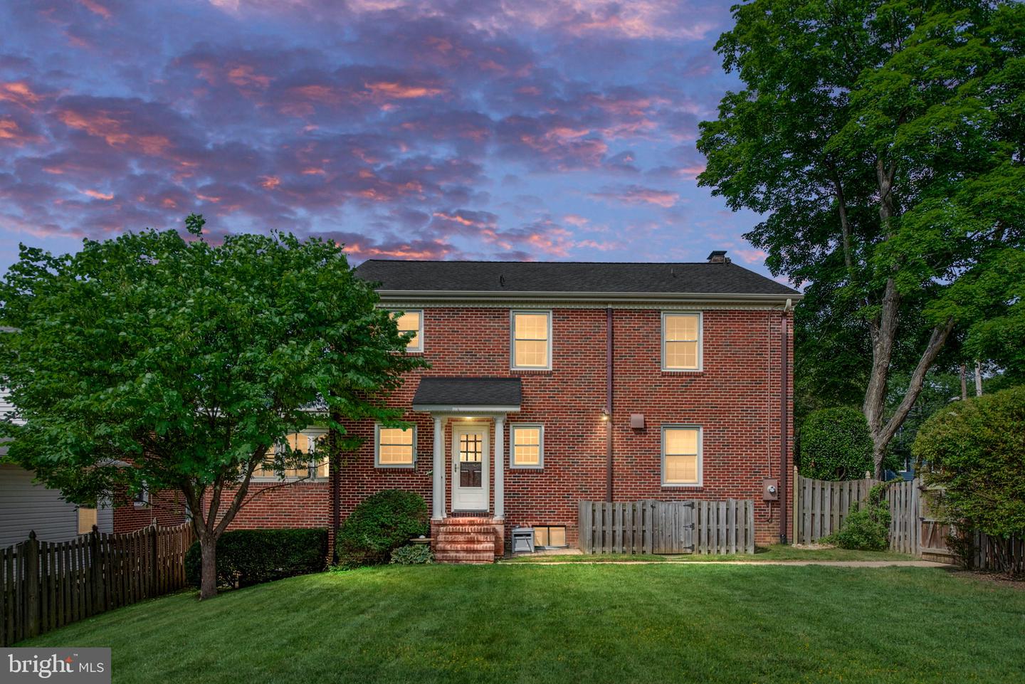 1517 AUGUSTINE AVE, FREDERICKSBURG, Virginia 22401, 4 Bedrooms Bedrooms, ,3 BathroomsBathrooms,Residential,For sale,1517 AUGUSTINE AVE,VAFB2007902 MLS # VAFB2007902