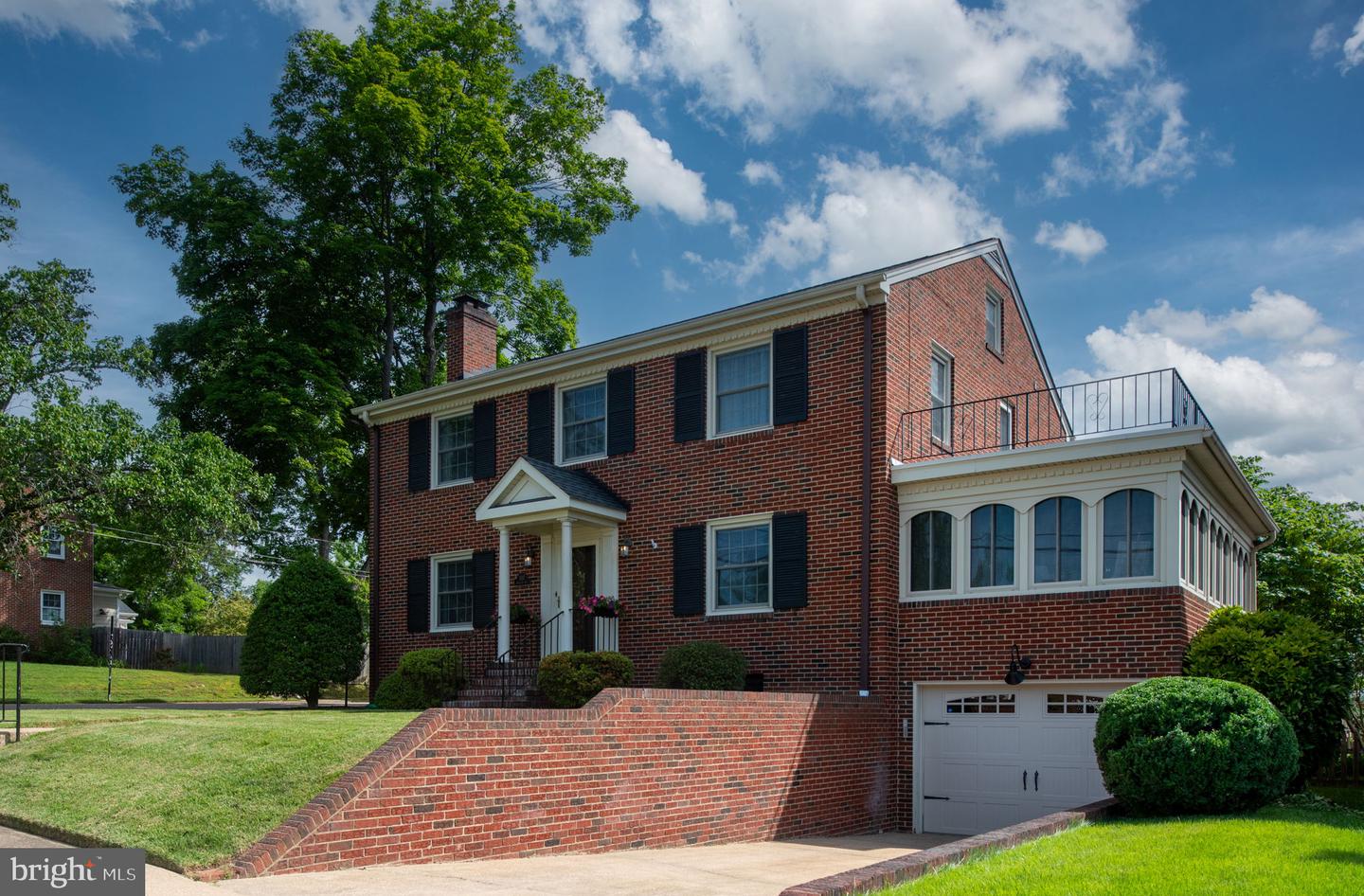 1517 AUGUSTINE AVE, FREDERICKSBURG, Virginia 22401, 4 Bedrooms Bedrooms, ,3 BathroomsBathrooms,Residential,For sale,1517 AUGUSTINE AVE,VAFB2007902 MLS # VAFB2007902