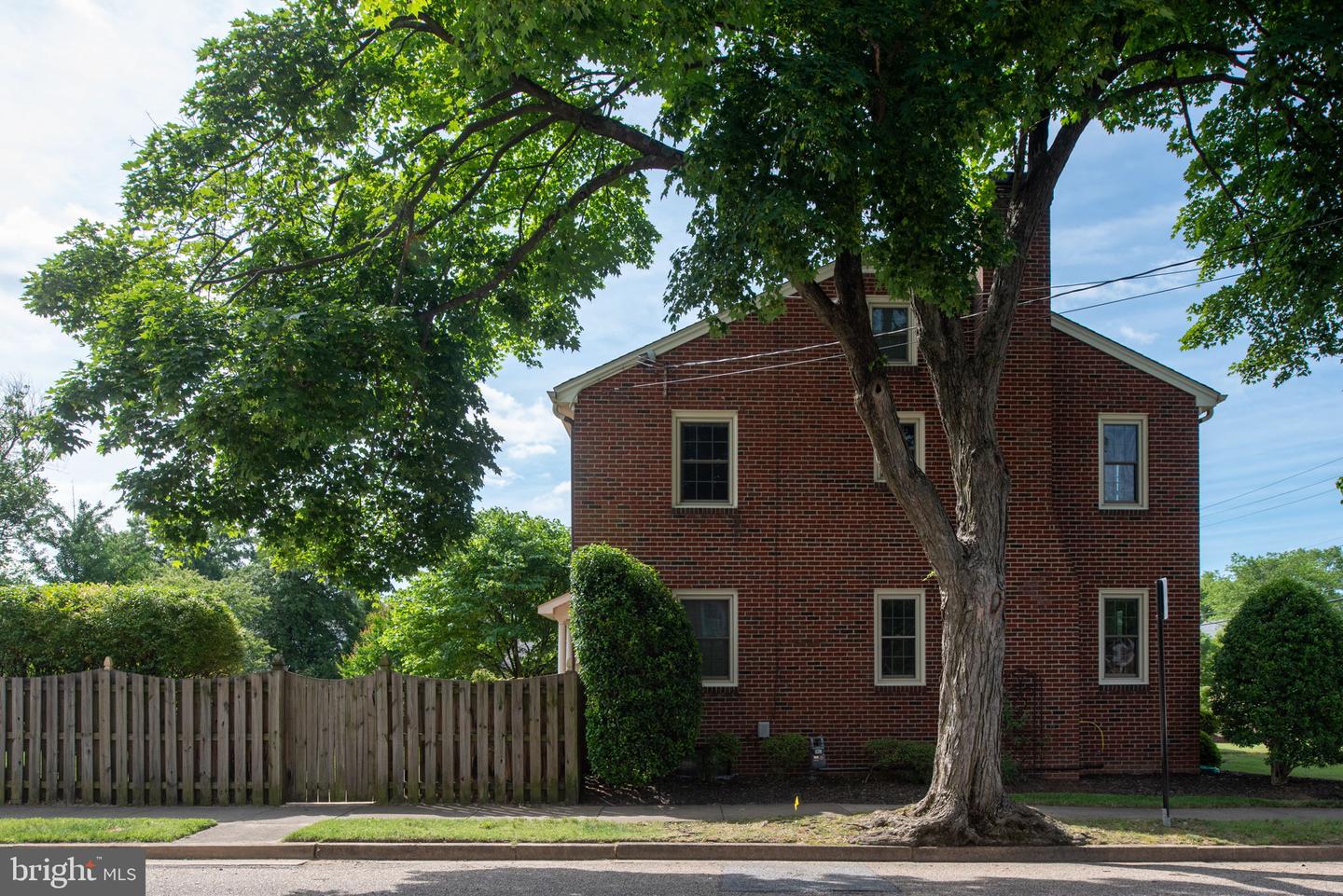 1517 AUGUSTINE AVE, FREDERICKSBURG, Virginia 22401, 4 Bedrooms Bedrooms, ,3 BathroomsBathrooms,Residential,For sale,1517 AUGUSTINE AVE,VAFB2007902 MLS # VAFB2007902