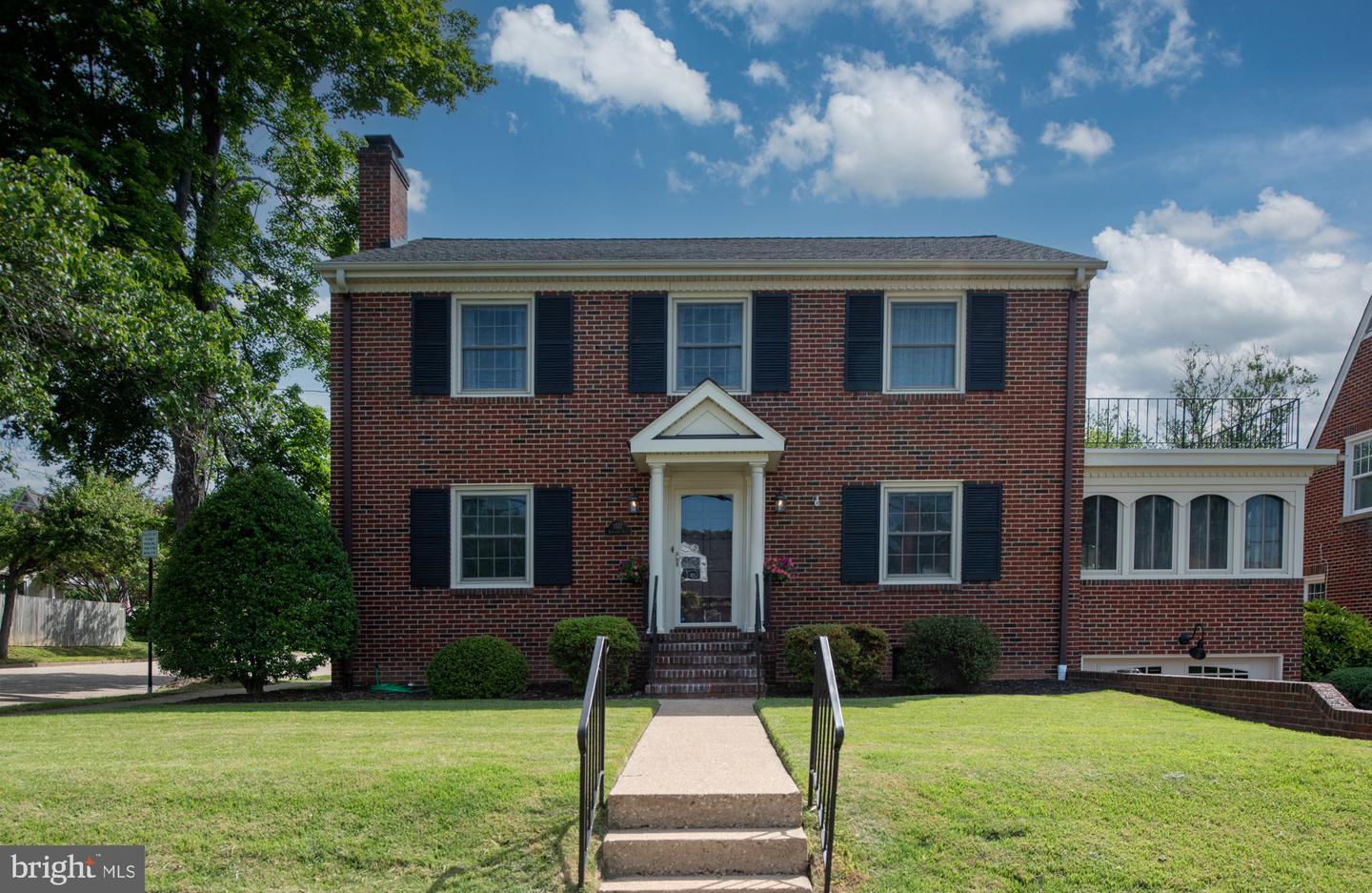 1517 AUGUSTINE AVE, FREDERICKSBURG, Virginia 22401, 4 Bedrooms Bedrooms, ,3 BathroomsBathrooms,Residential,For sale,1517 AUGUSTINE AVE,VAFB2007902 MLS # VAFB2007902