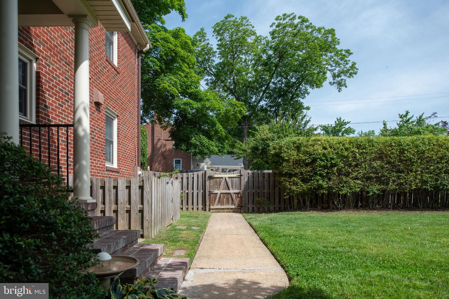 1517 AUGUSTINE AVE, FREDERICKSBURG, Virginia 22401, 4 Bedrooms Bedrooms, ,3 BathroomsBathrooms,Residential,For sale,1517 AUGUSTINE AVE,VAFB2007902 MLS # VAFB2007902