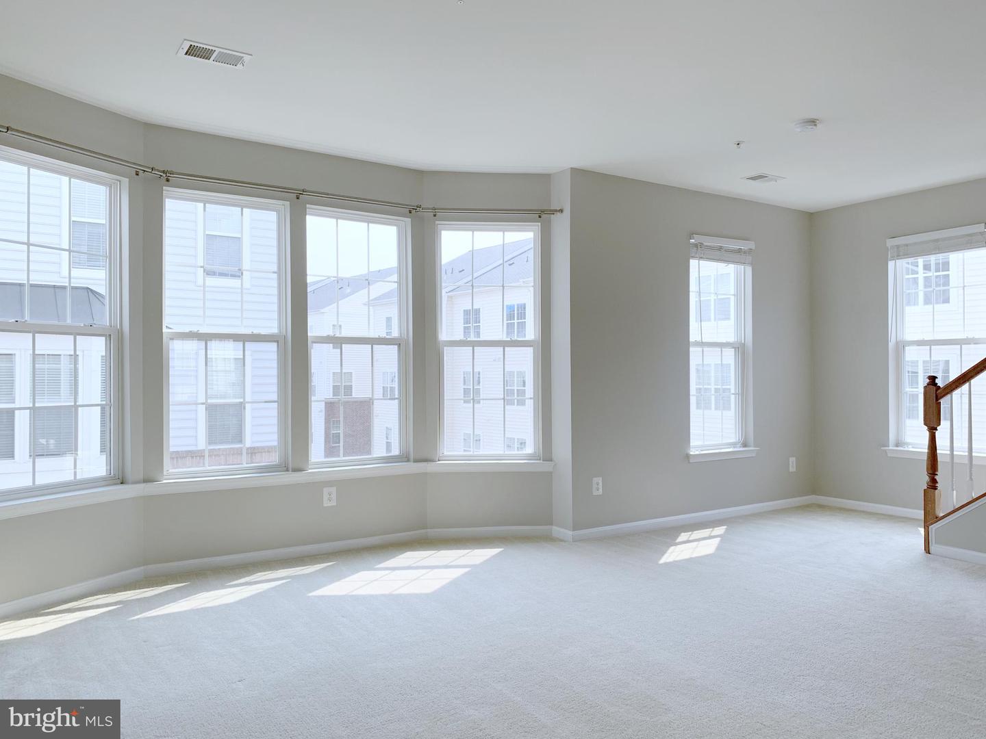9554 CHANCELLORSVILLE LN, MANASSAS, Virginia 20110, 3 Bedrooms Bedrooms, ,2 BathroomsBathrooms,Residential,For sale,9554 CHANCELLORSVILLE LN,VAMN2008026 MLS # VAMN2008026