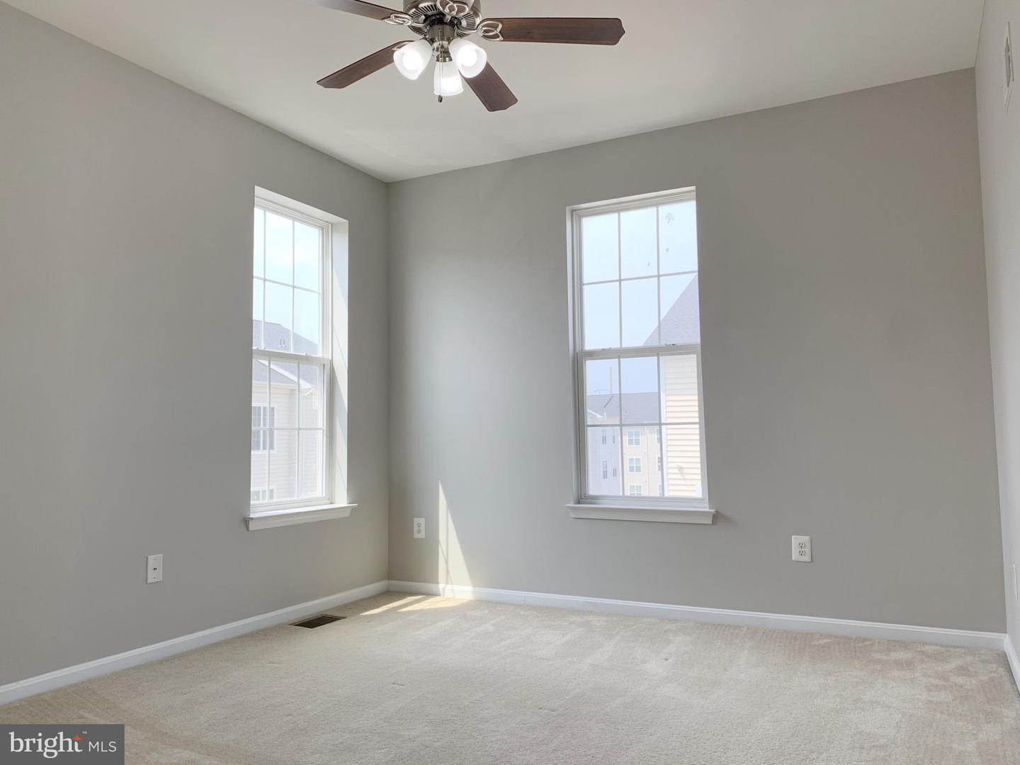 9554 CHANCELLORSVILLE LN, MANASSAS, Virginia 20110, 3 Bedrooms Bedrooms, ,2 BathroomsBathrooms,Residential,For sale,9554 CHANCELLORSVILLE LN,VAMN2008026 MLS # VAMN2008026