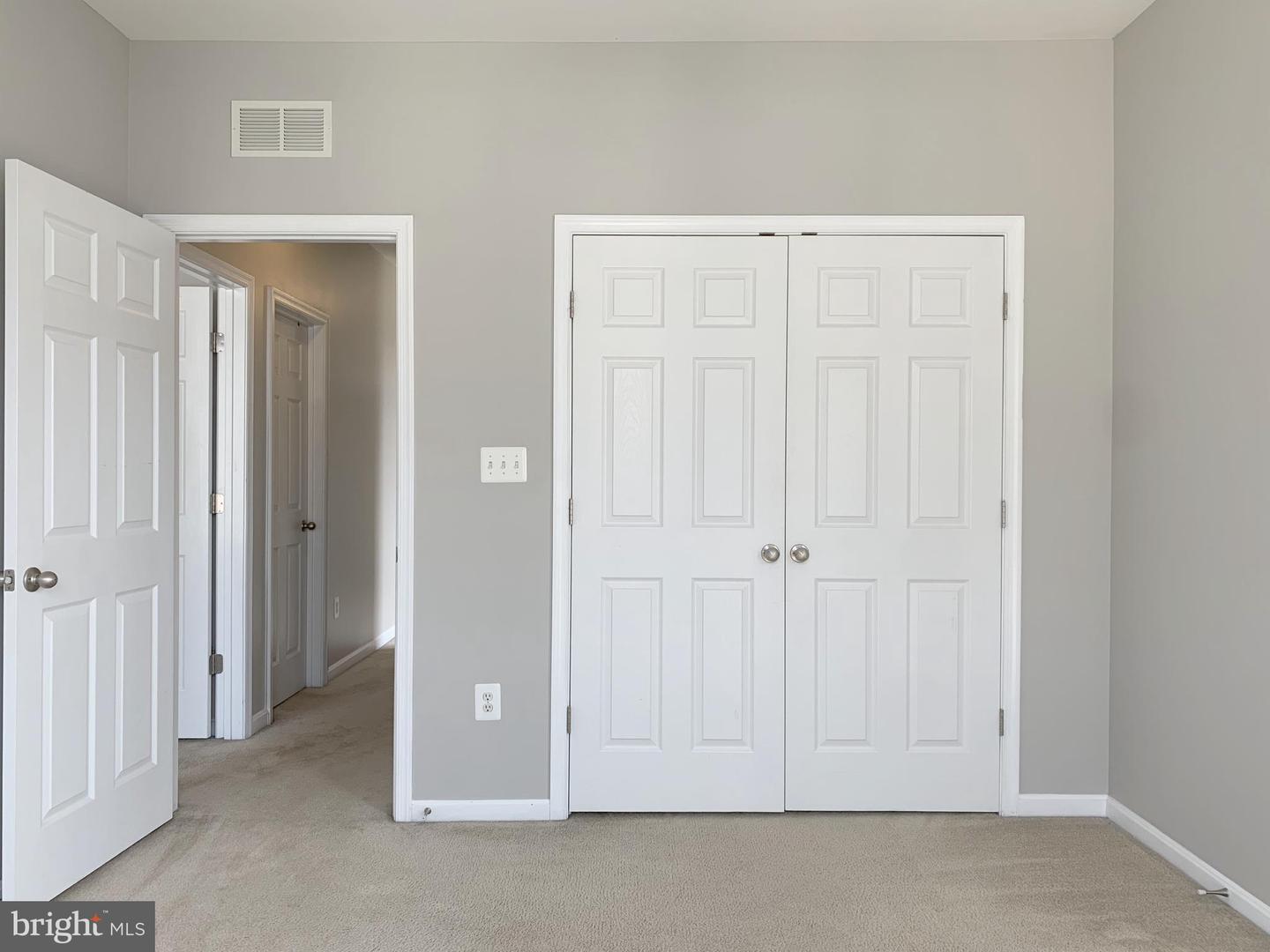 9554 CHANCELLORSVILLE LN, MANASSAS, Virginia 20110, 3 Bedrooms Bedrooms, ,2 BathroomsBathrooms,Residential,For sale,9554 CHANCELLORSVILLE LN,VAMN2008026 MLS # VAMN2008026