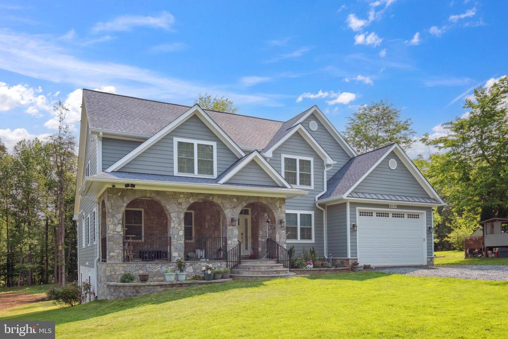8019 SHIPMADILLY LN, WARRENTON, Virginia 20186, 7 Bedrooms Bedrooms, ,6 BathroomsBathrooms,Residential,8019 SHIPMADILLY LN,VAFQ2016886 MLS # VAFQ2016886