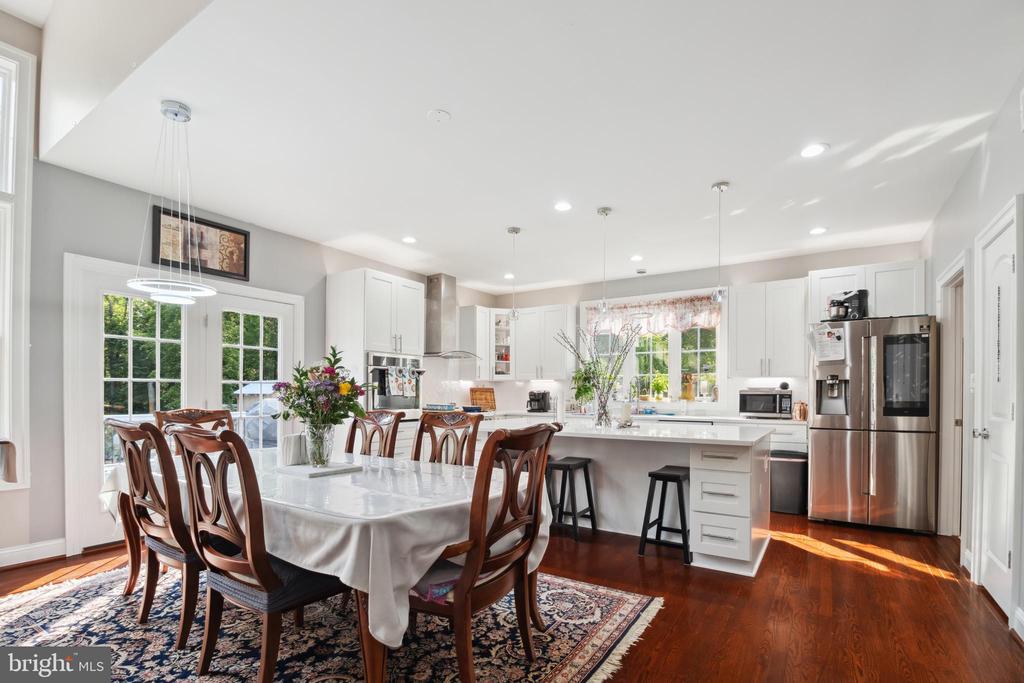 8019 SHIPMADILLY LN, WARRENTON, Virginia 20186, 7 Bedrooms Bedrooms, ,6 BathroomsBathrooms,Residential,8019 SHIPMADILLY LN,VAFQ2016886 MLS # VAFQ2016886