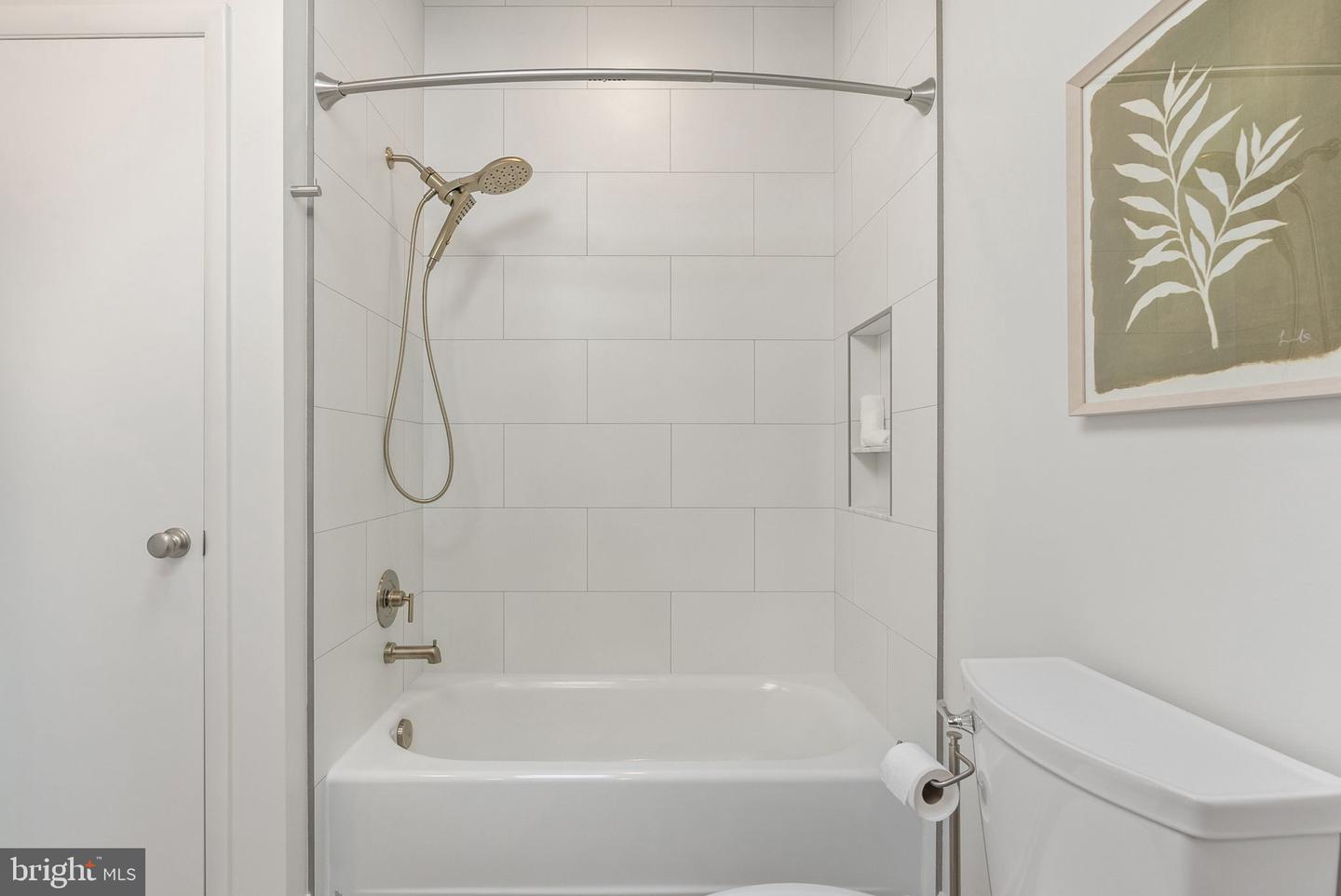 39368 LONGHILL LN, ALDIE, Virginia 20105, 4 Bedrooms Bedrooms, ,3 BathroomsBathrooms,Residential,For sale,39368 LONGHILL LN,VALO2092688 MLS # VALO2092688