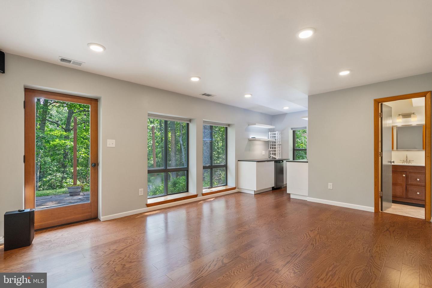 39368 LONGHILL LN, ALDIE, Virginia 20105, 4 Bedrooms Bedrooms, ,3 BathroomsBathrooms,Residential,For sale,39368 LONGHILL LN,VALO2092688 MLS # VALO2092688