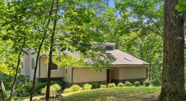 39368 LONGHILL LN, ALDIE, Virginia 20105, 4 Bedrooms Bedrooms, ,3 BathroomsBathrooms,Residential,For sale,39368 LONGHILL LN,VALO2092688 MLS # VALO2092688