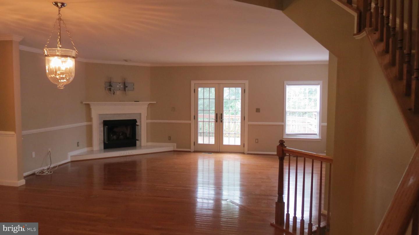 13137 ASHNUT LN, HERNDON, Virginia 20171, 3 Bedrooms Bedrooms, ,2 BathroomsBathrooms,Residential,For sale,13137 ASHNUT LN,VAFX2233296 MLS # VAFX2233296