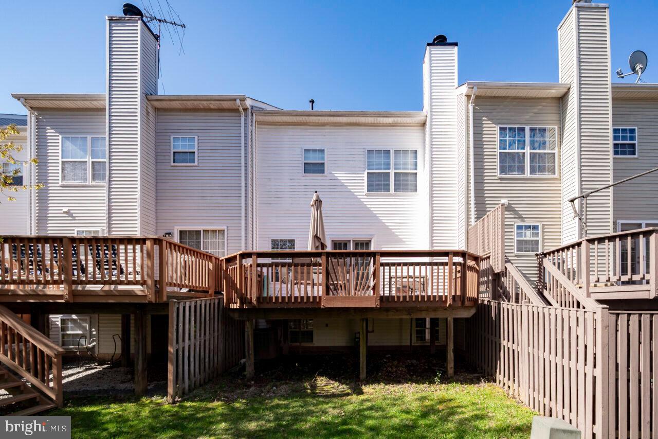 13137 ASHNUT LN, HERNDON, Virginia 20171, 3 Bedrooms Bedrooms, ,2 BathroomsBathrooms,Residential,For sale,13137 ASHNUT LN,VAFX2233296 MLS # VAFX2233296