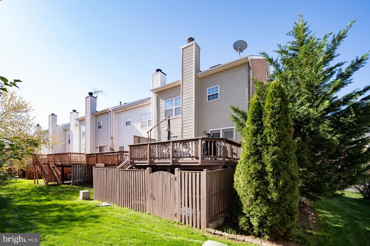 13137 ASHNUT LN, HERNDON, Virginia 20171, 3 Bedrooms Bedrooms, ,2 BathroomsBathrooms,Residential,For sale,13137 ASHNUT LN,VAFX2233296 MLS # VAFX2233296