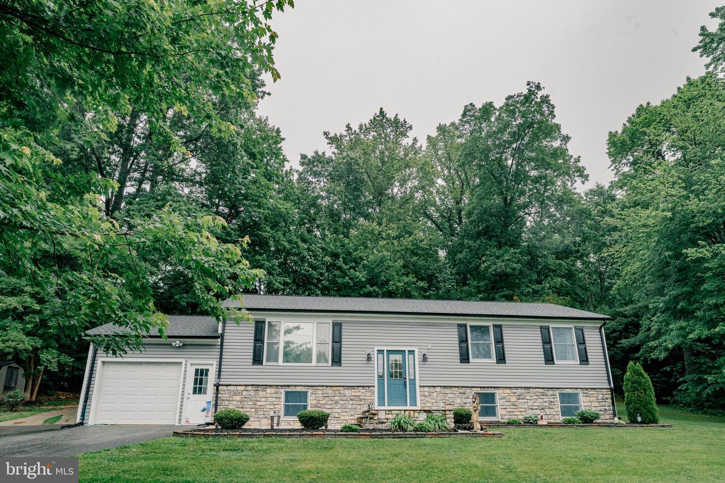 97 WINDING CREEK RD, STAFFORD, Virginia 22554, 3 Bedrooms Bedrooms, ,3 BathroomsBathrooms,Residential,For sale,97 WINDING CREEK RD,VAST2037768 MLS # VAST2037768