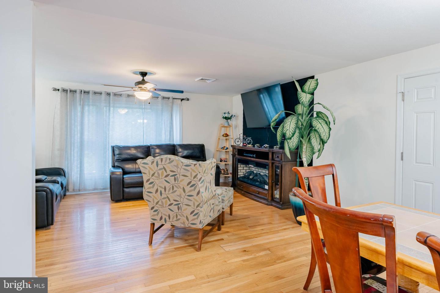 97 WINDING CREEK RD, STAFFORD, Virginia 22554, 3 Bedrooms Bedrooms, ,3 BathroomsBathrooms,Residential,For sale,97 WINDING CREEK RD,VAST2037768 MLS # VAST2037768