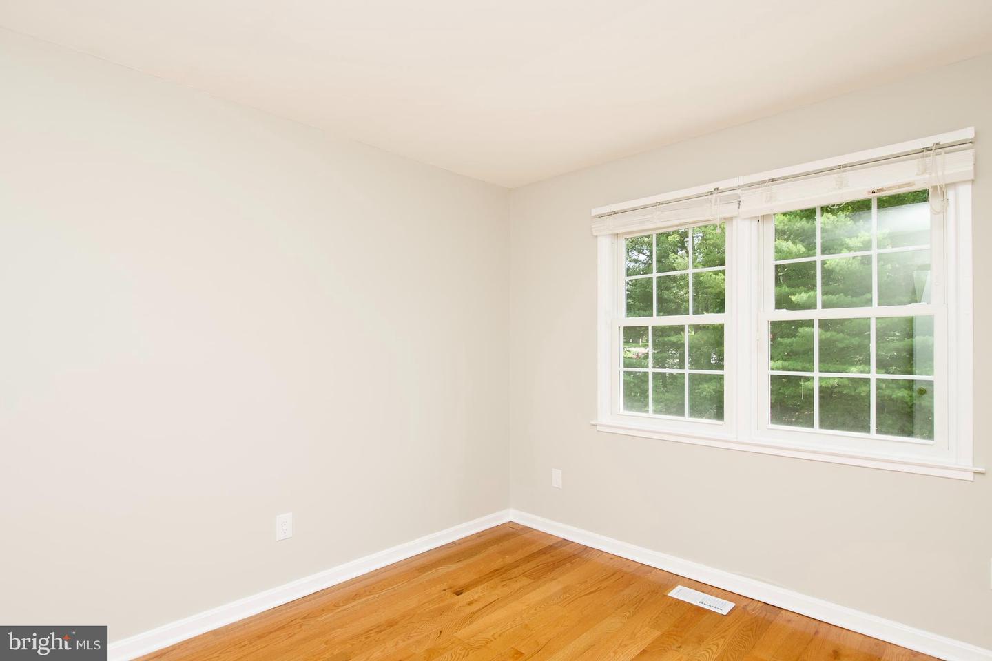 7726 MATISSE WAY, SPRINGFIELD, Virginia 22153, 3 Bedrooms Bedrooms, ,2 BathroomsBathrooms,Residential,For sale,7726 MATISSE WAY,VAFX2233716 MLS # VAFX2233716