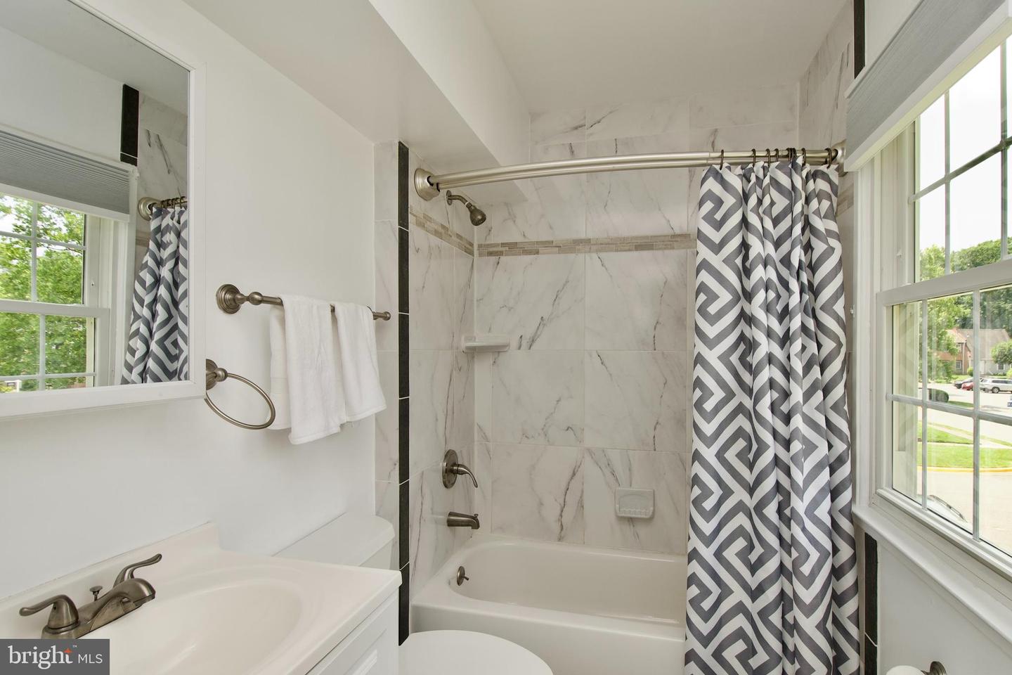 7726 MATISSE WAY, SPRINGFIELD, Virginia 22153, 3 Bedrooms Bedrooms, ,2 BathroomsBathrooms,Residential,For sale,7726 MATISSE WAY,VAFX2233716 MLS # VAFX2233716