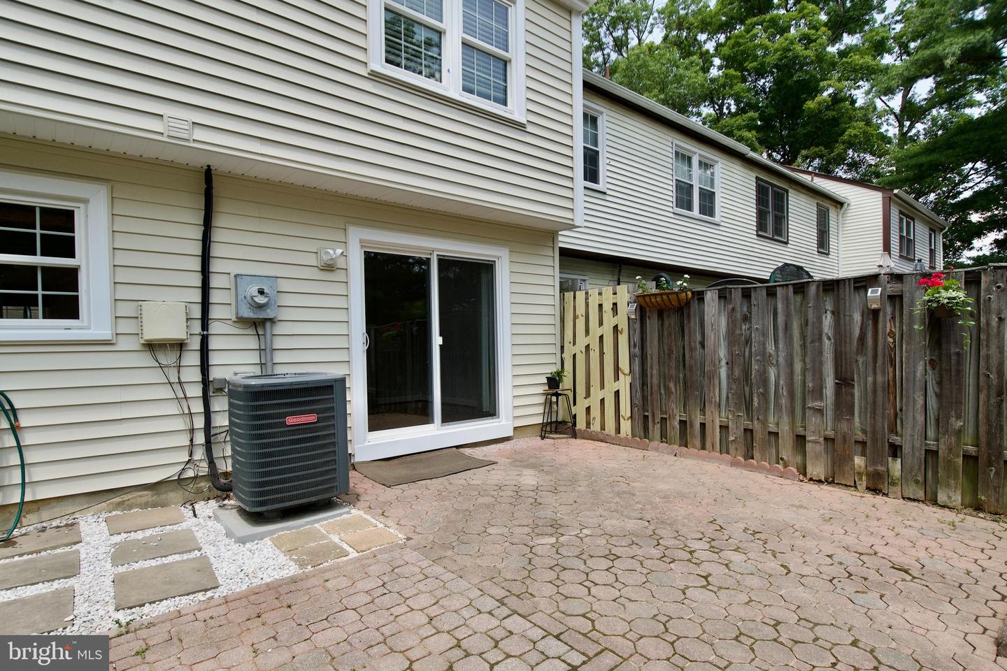 7726 MATISSE WAY, SPRINGFIELD, Virginia 22153, 3 Bedrooms Bedrooms, ,2 BathroomsBathrooms,Residential,For sale,7726 MATISSE WAY,VAFX2233716 MLS # VAFX2233716