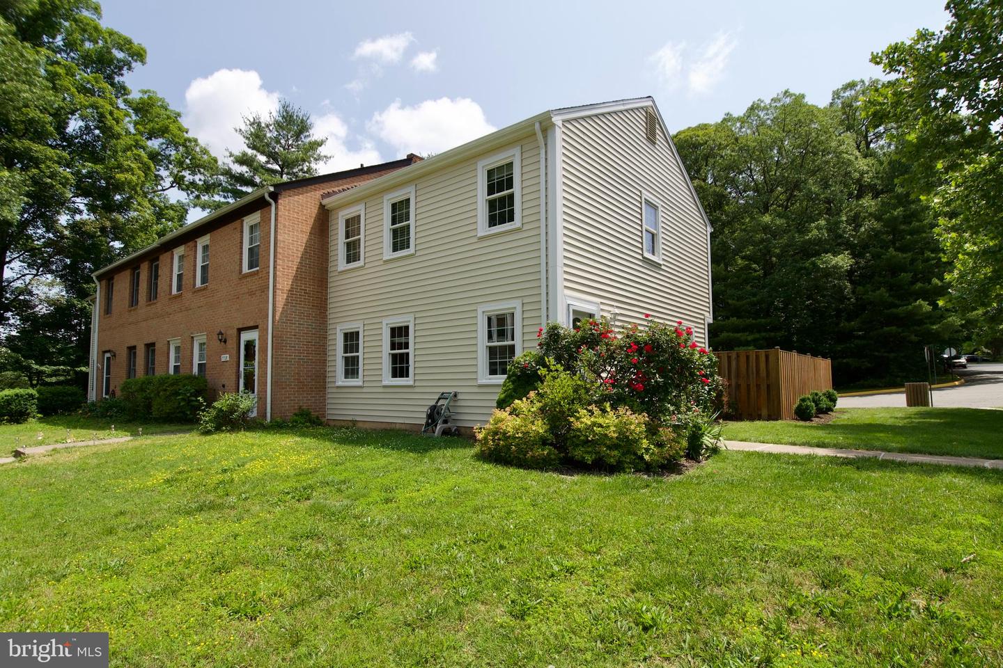 7726 MATISSE WAY, SPRINGFIELD, Virginia 22153, 3 Bedrooms Bedrooms, ,2 BathroomsBathrooms,Residential,For sale,7726 MATISSE WAY,VAFX2233716 MLS # VAFX2233716