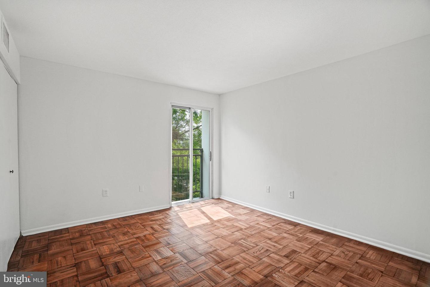 700 7TH ST SW #707, WASHINGTON, District Of Columbia 20024, 2 Bedrooms Bedrooms, ,1 BathroomBathrooms,Residential,For sale,700 7TH ST SW #707,DCDC2195352 MLS # DCDC2195352