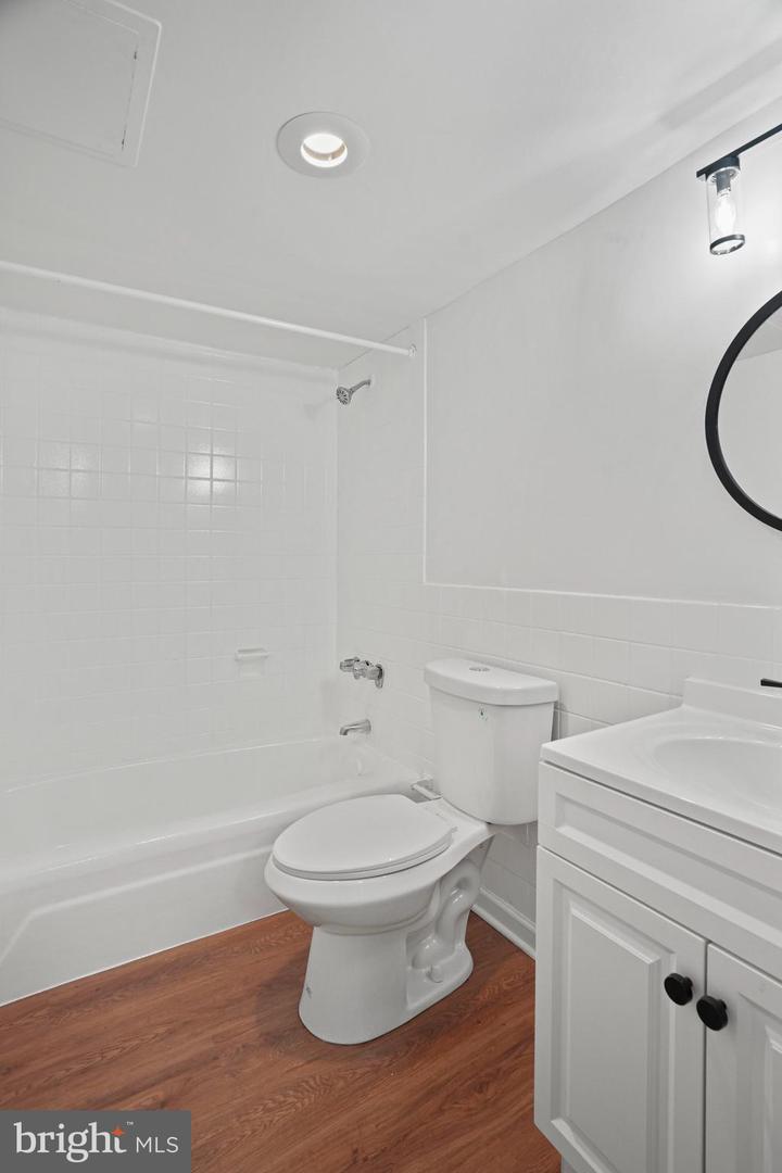 700 7TH ST SW #707, WASHINGTON, District Of Columbia 20024, 2 Bedrooms Bedrooms, ,1 BathroomBathrooms,Residential,For sale,700 7TH ST SW #707,DCDC2195352 MLS # DCDC2195352